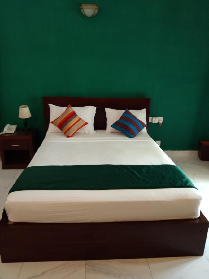 Ellen\u2019s Place Colombo Exterior foto