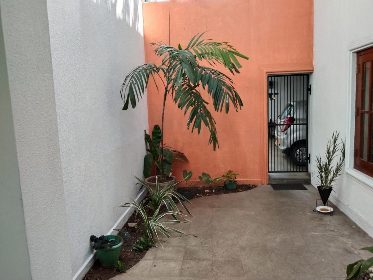 Ellen\u2019s Place Colombo Exterior foto