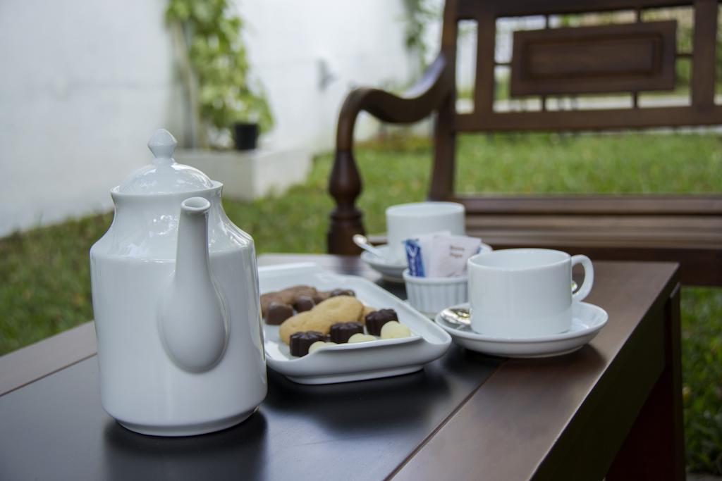 Ellen\u2019s Place Colombo Exterior foto